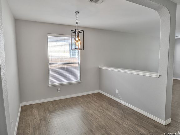 3rd image of 8523 Driftwood Hill
