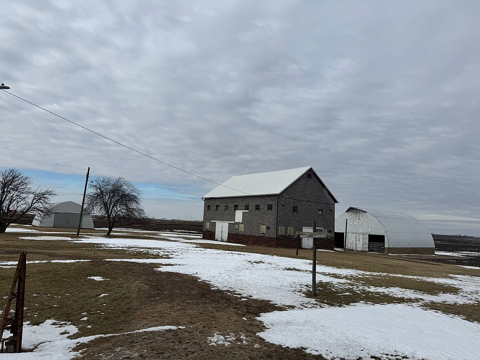 2nd image of 5975 E 1250 North Rd