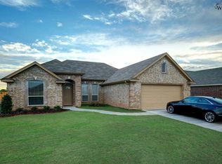 5008 Southfork Dr, Wichita Falls, TX 76310