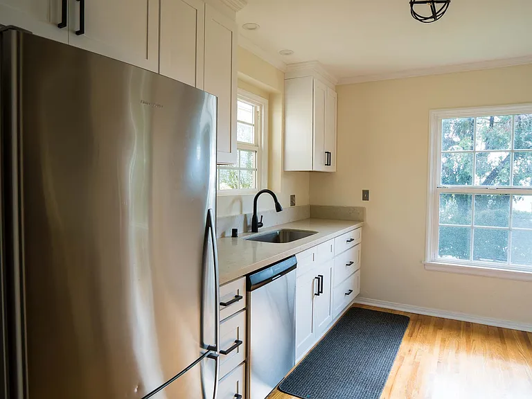 206 N Prospect Ave — Photo 23