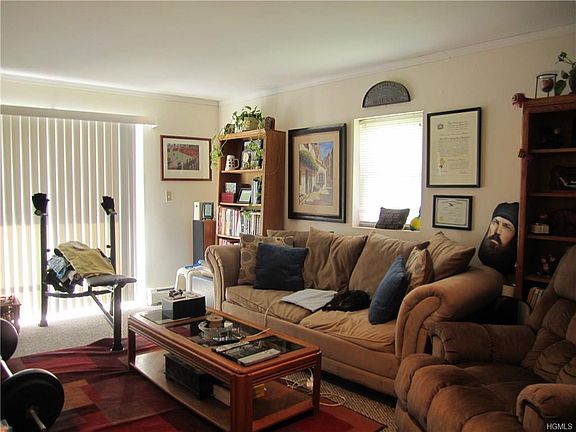 3rd image of 169 Piermont Ave APT B