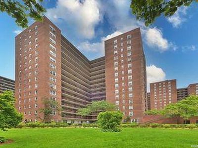 97-37 63 Road #5N, Rego Park, NY, 11374