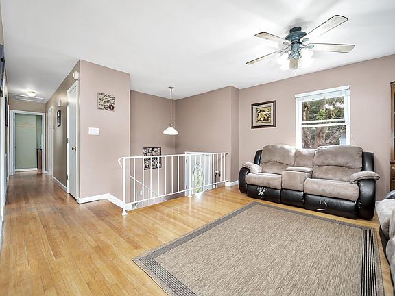 4th image of 2633 Puckett Cir