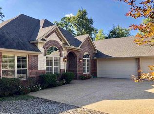 54 Cifuentes Way, Hot Springs Village, AR 71909