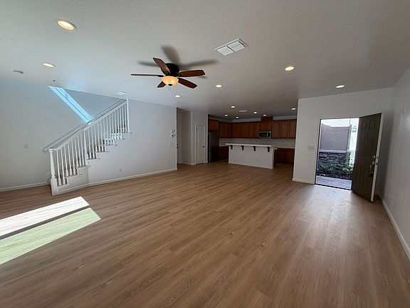 5th image of 3301 N Park Dr Unit 3014