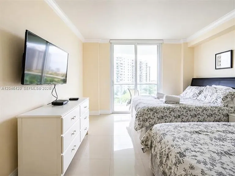 19370 Collins Ave #CU-716 — Photo 15