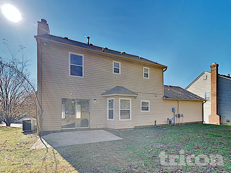 8009 Vermilion Dr — Photo 17