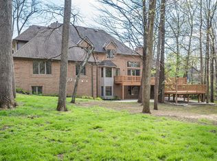 10681 Abington Pl, Powell, OH