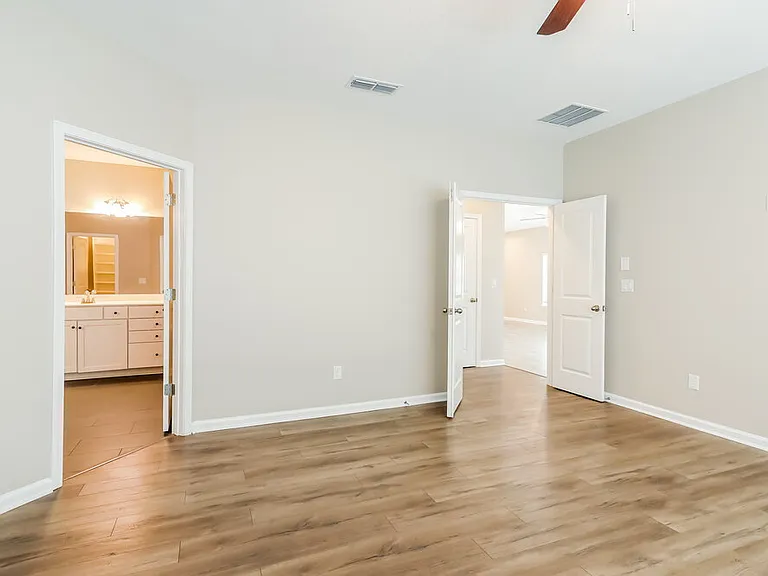 9843 Kevin Rd — Photo 11