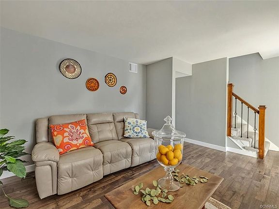 5th image of 1800 Cambridge Ct