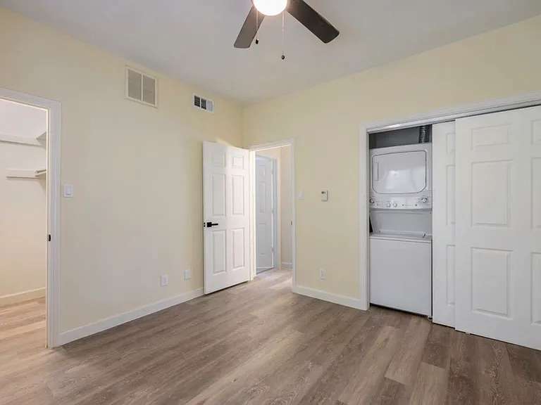 4623 Gaston Ave #7 — Photo 13