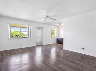 92 Hastings E #F, West Palm Beach, FL 33417