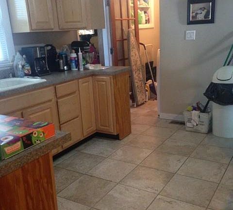 5th image of 303 Sourwood Dr