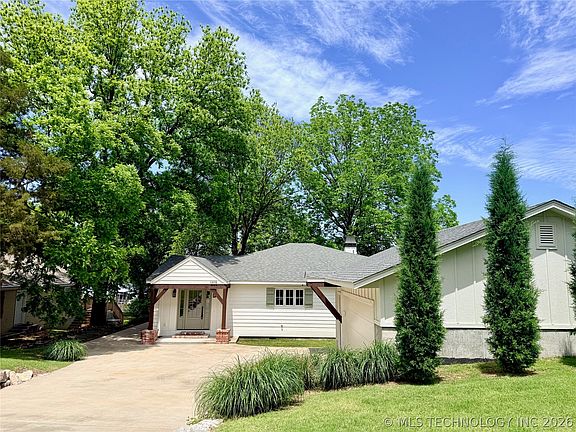 2nd image of 1205 Red Bud Dr