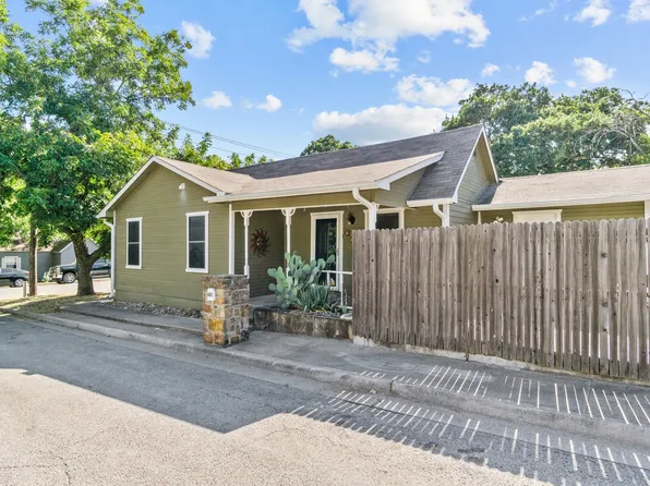 601 N Walnut St, Weatherford, TX 76086