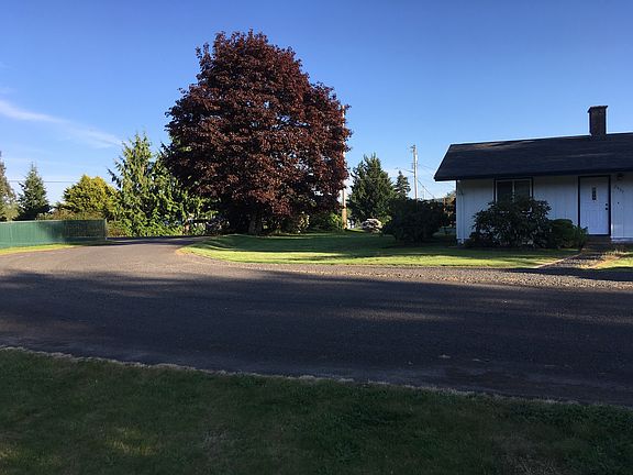 3rd image of 2005 Cherry Ln