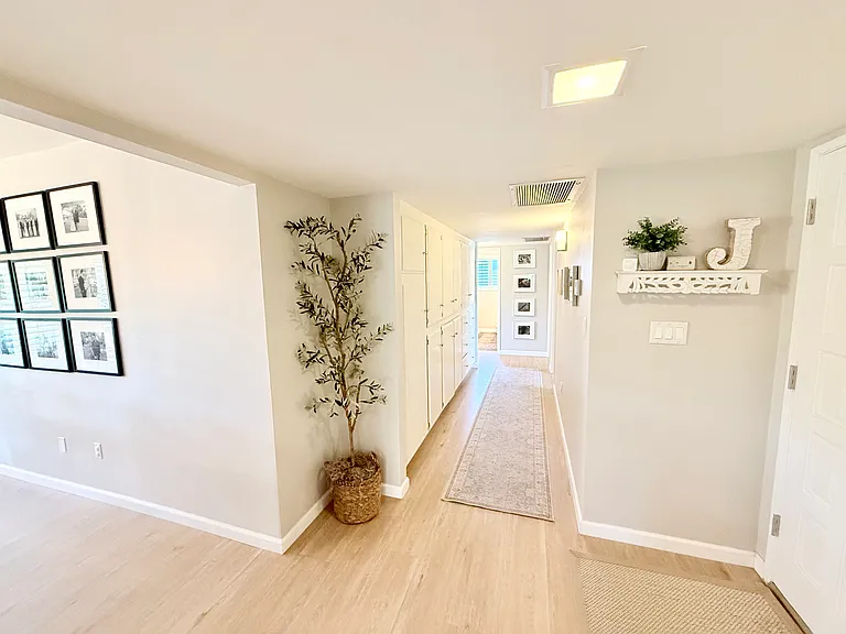 8000 Westlorne Ct — Photo 5