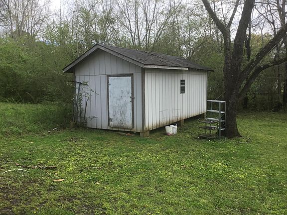 5th image of 206 Lake St S