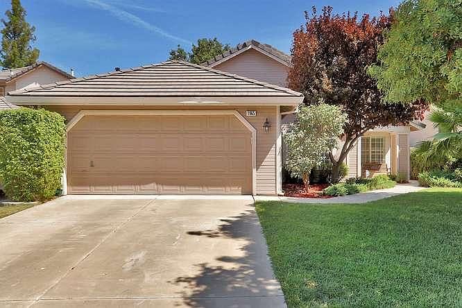 1st image of 1965 Birchwood Ct