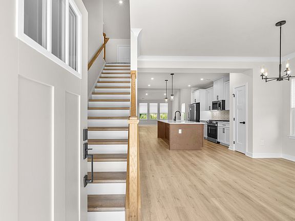 4th image of 2605 Elowen Ln #1