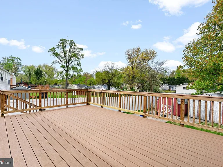14236 Chadwick Ln — Photo 41