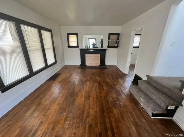 2604 E Michigan Ave, Jackson, MI 49202