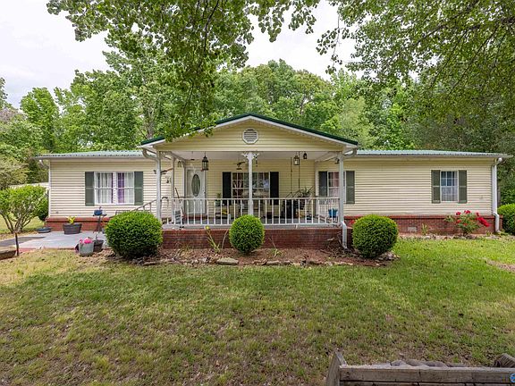 2nd image of 804 Bexar Ave W