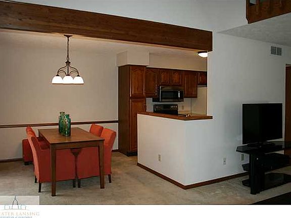 4th image of 1705 Whitegate Ln