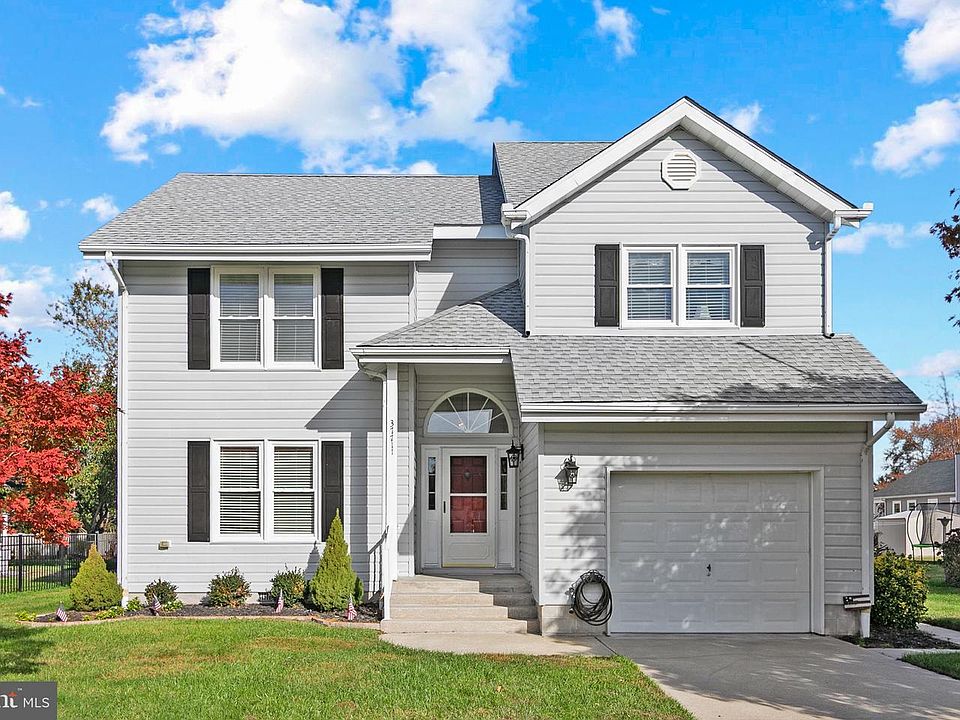 1st image of 37711 E Pond Cir