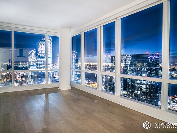 4th image of 460 W 42nd St APT 59J