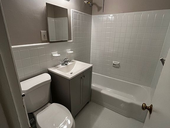 5th image of 8113 Summerdale Ave Floor 2