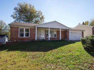 1152 Huntsman Dr, Saint Louis, MO 63137