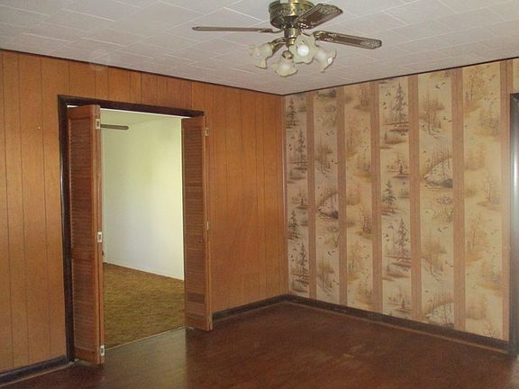 3rd image of 226 Buckeye St