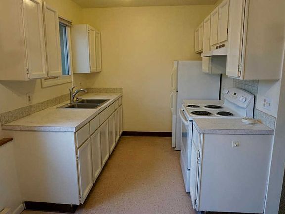 5th image of 901 Rodgers St APT 1