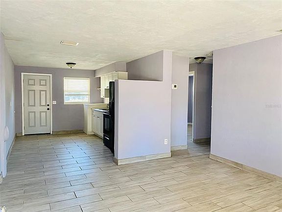2nd image of 1517 Mississippi St #2
