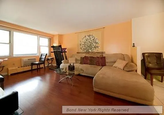 Sold by Bond New York | media 12