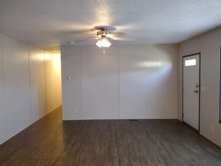 135 Pine Blf — Photo 4