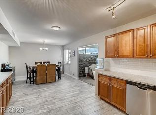 605 E Fairway Rd, Henderson, NV 89015