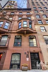 68 East 79th Street in Lenox Hill