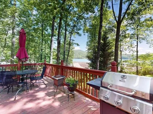67 Bradshaw Rd, Hiawassee, GA 30546