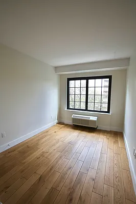 Rented by Vertical Real Estate LLC | media 3