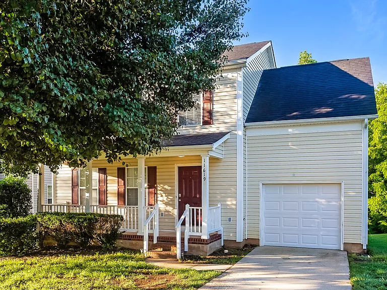 11619 Stewarts Crossing Dr — Photo 4