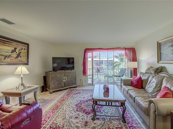 5th image of 2366 E Mall Dr APT 508