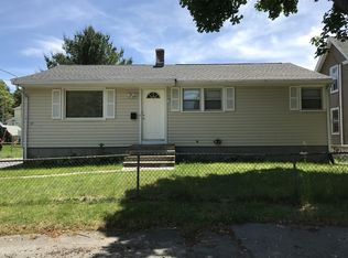 27 Lanark St, Worcester, MA 01603