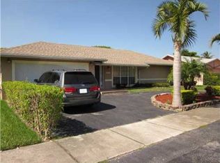 13521 SW 98th St, Miami, FL 33186