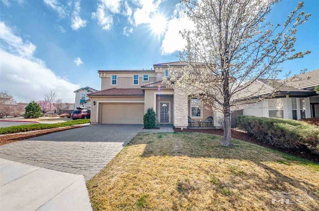 580 Connemaras Ct photo 1