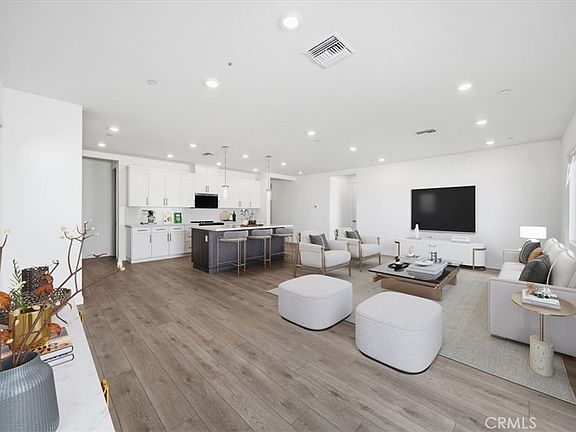 5th image of 3229 E Avenue J #4