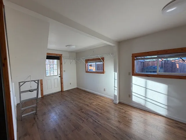 233 NW Cedar Ave #D — Photo 13