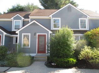 44 Bridle Path, Dover, NH 03820