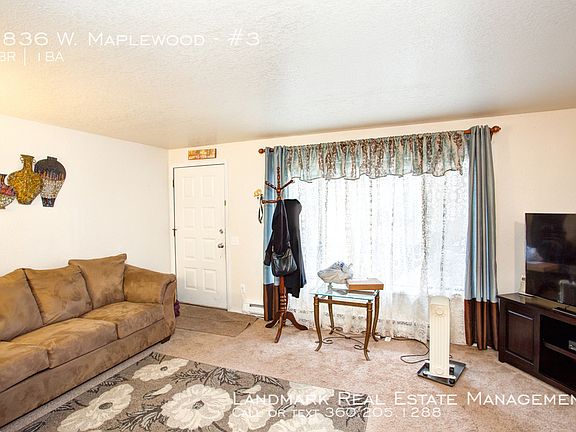 4th image of 2836 W Maplewood Ave APT 3